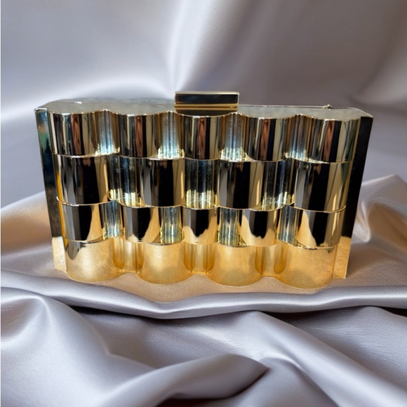 AKIRA Gold and Silver Clutch Wristlet - Picture 4 of 11